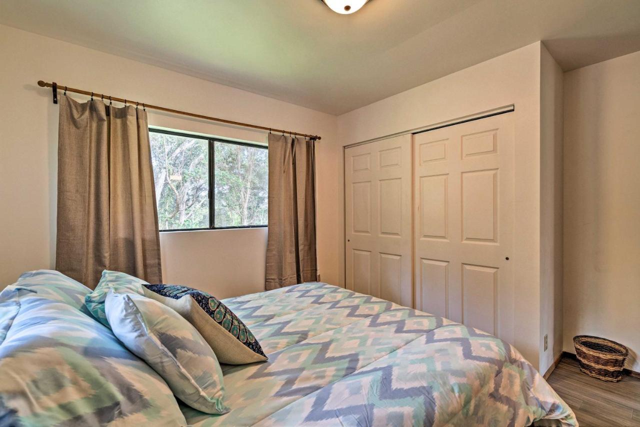 Peaceful Abode With Deck, 13 Mi To Black Sand Beach! Naalehu Exterior foto